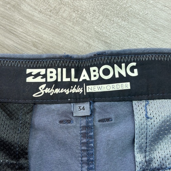 BILLABONG - NEW ORDER X HYBIRD SHORTS - Picture 7 of 10